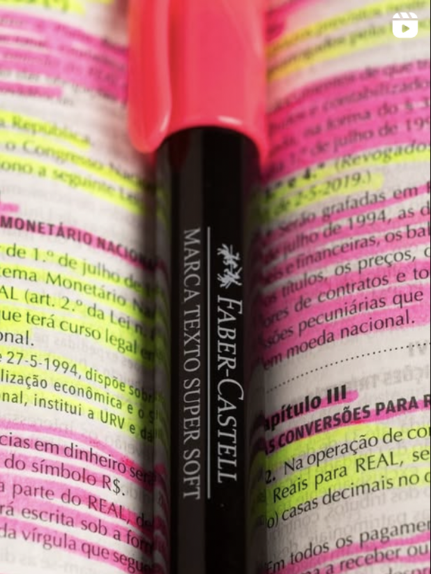 Correios package being scanned